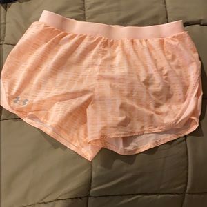 Under Armour women shorts